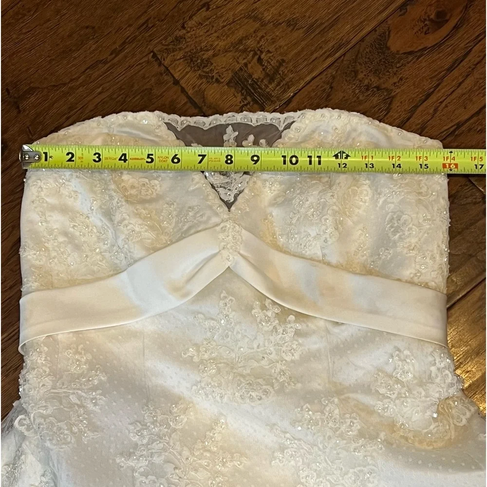 David’s Bridal Wedding Dress Size 18W Solid Ivory Lace Beaded Strapless 9T9211 - Picture 12 of 16